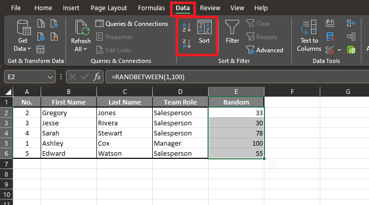 Excel ribbon displaying the the "Data" and "Sort" options. 